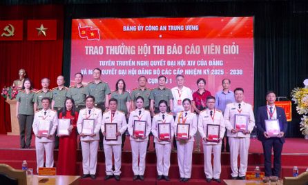 Sôi nổi hội thi Báo cáo viên giỏi năm 2026 tuyên truyền Nghị quyết Đại hội XIV của Đảng tại Cụm thi số 1